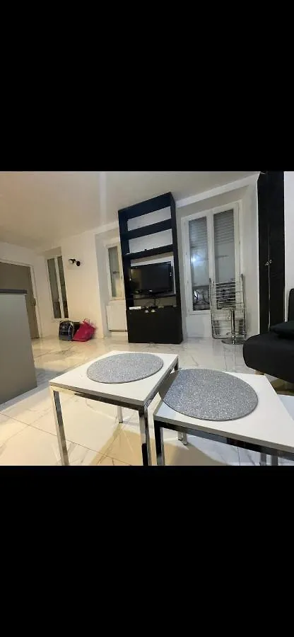 Appartement Moderne Paris 15 דירה
